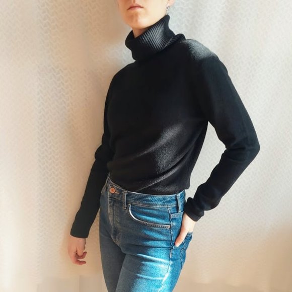 Black chunky collar turtleneck - Picture 2 of 12